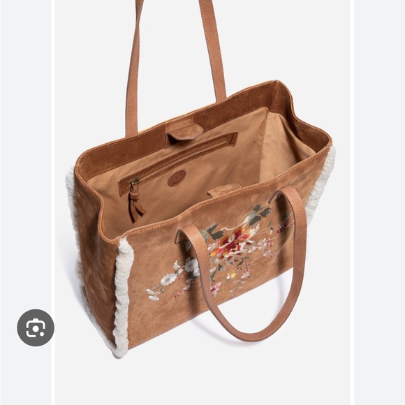 NWT Johnny Was suede Acacia Sherpa tote Italian leather with embroidery - Picture 3 of 13